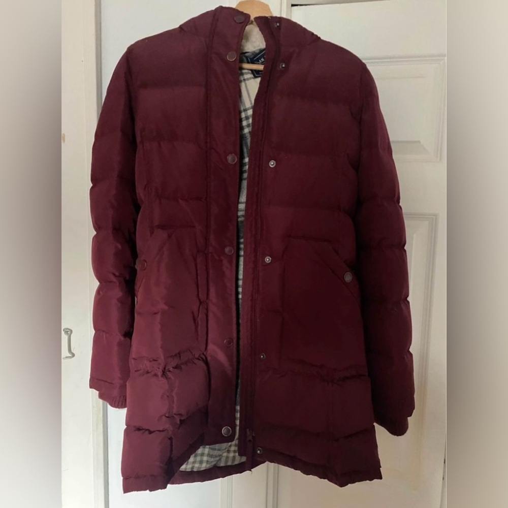 AEO puffer maroon winter jacket